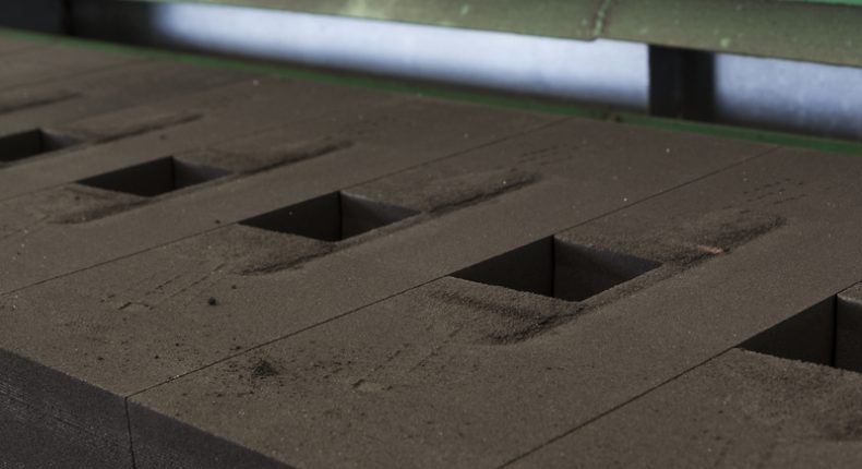 Die Casting vs. Sand Casting: Which is Right for Your Project?